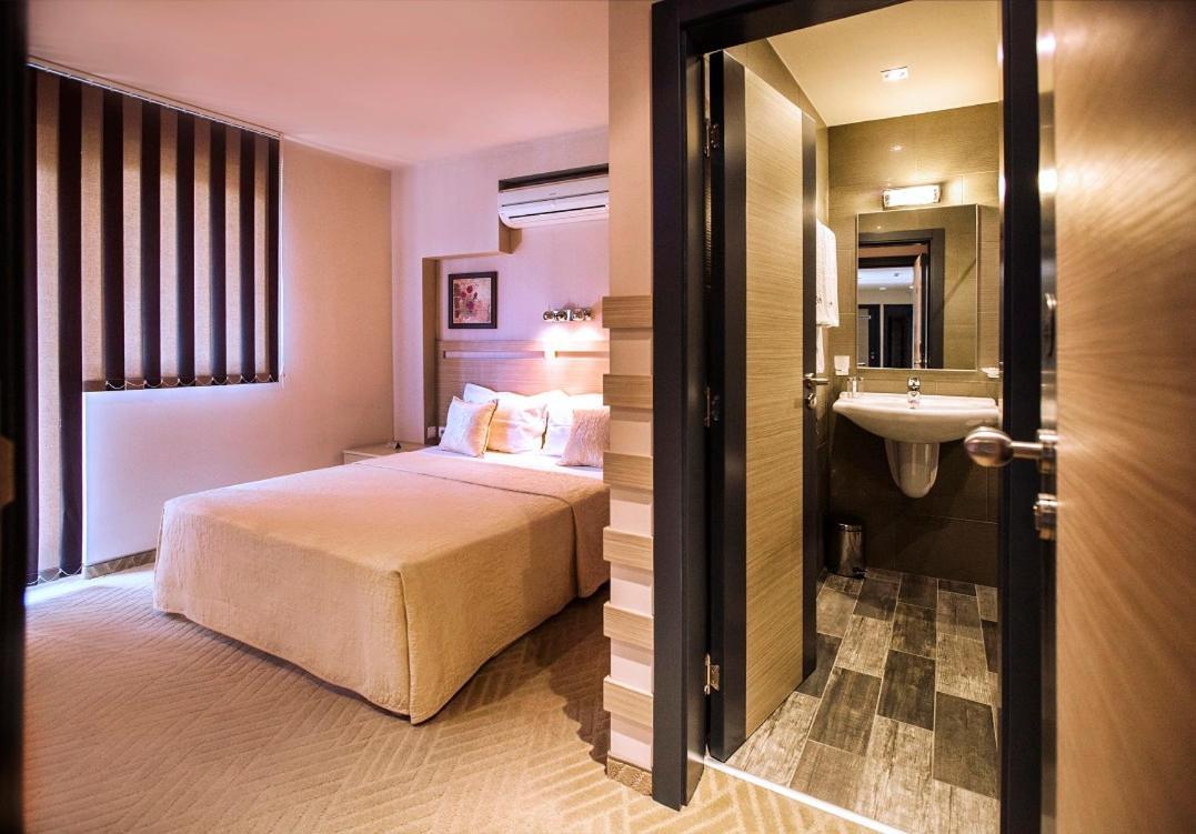 Expo Hotel 플로브디프 외부 사진