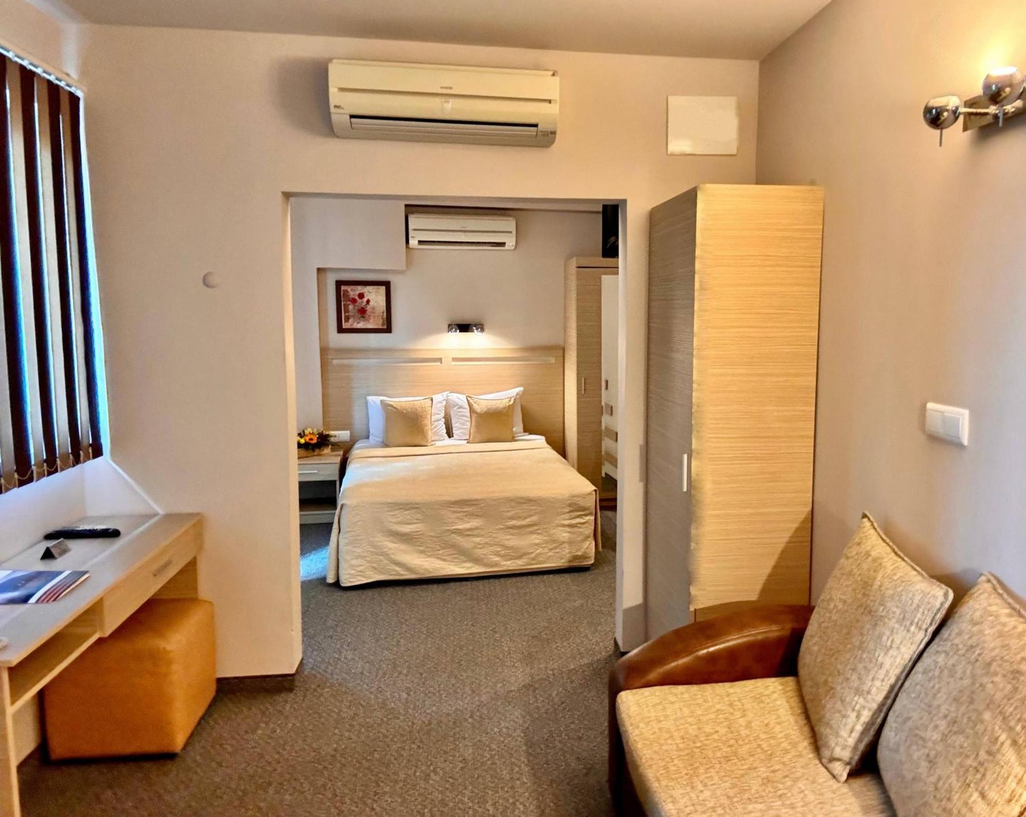 Expo Hotel 플로브디프 외부 사진